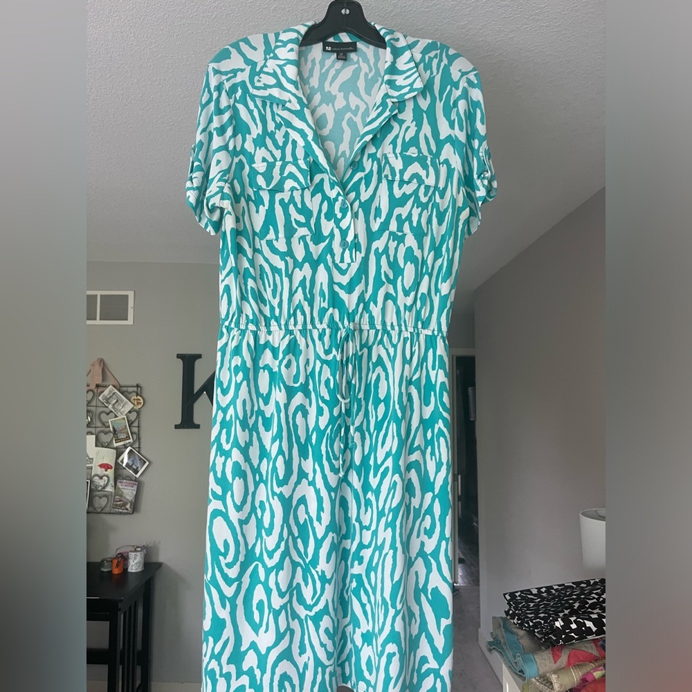 Knit short sleeved dress